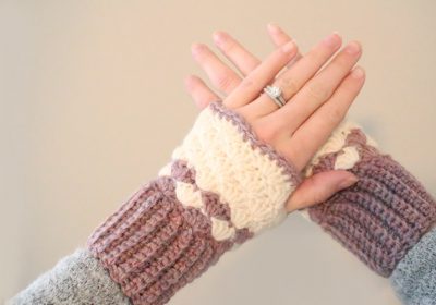 Shell Stitch Crochet Fingerless Gloves