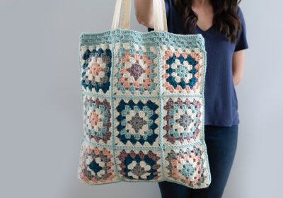 A Quick Canvas Bag DIY: With Granny Squares!